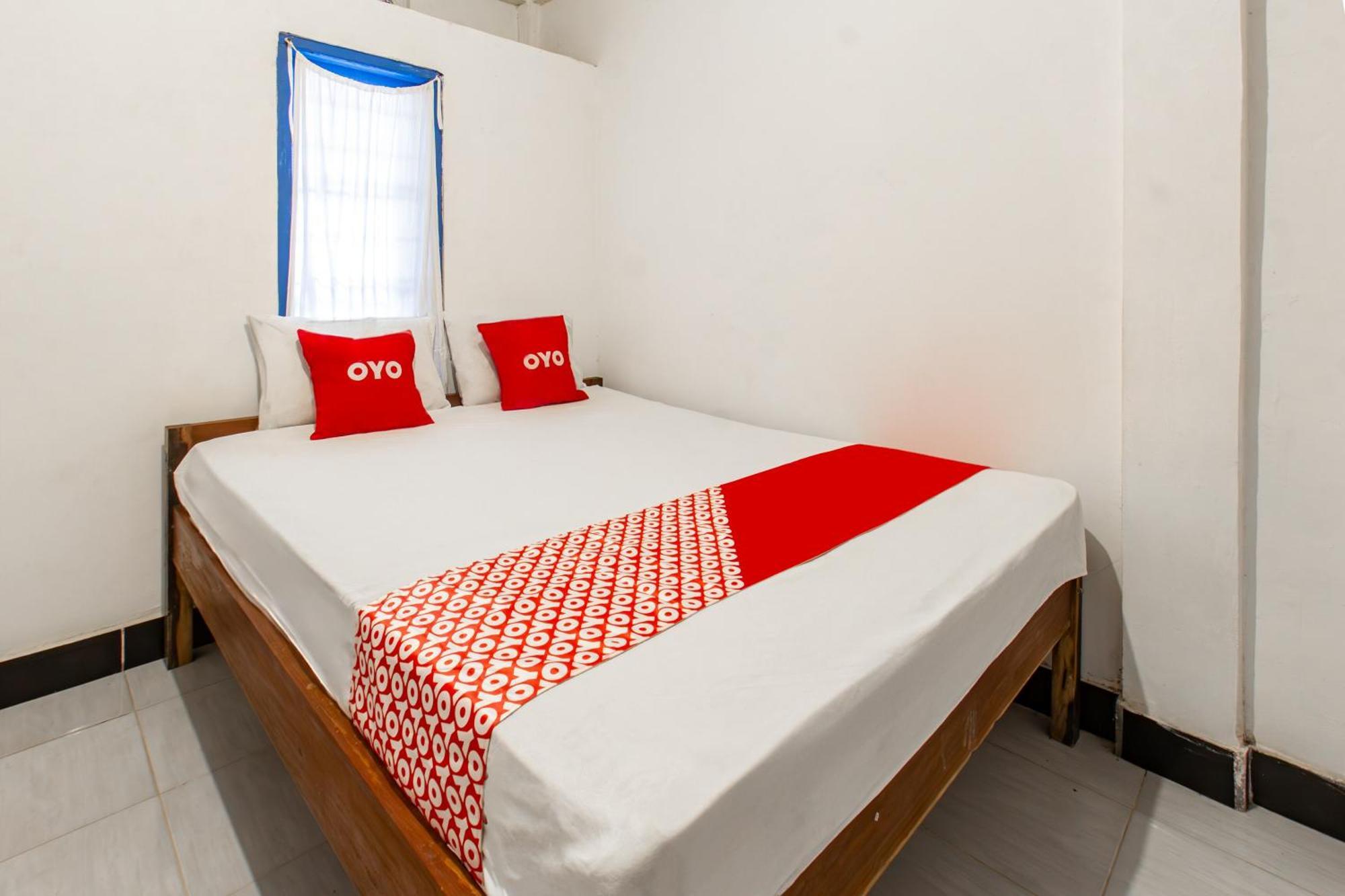 Kawi Homestay Praya Luaran gambar
